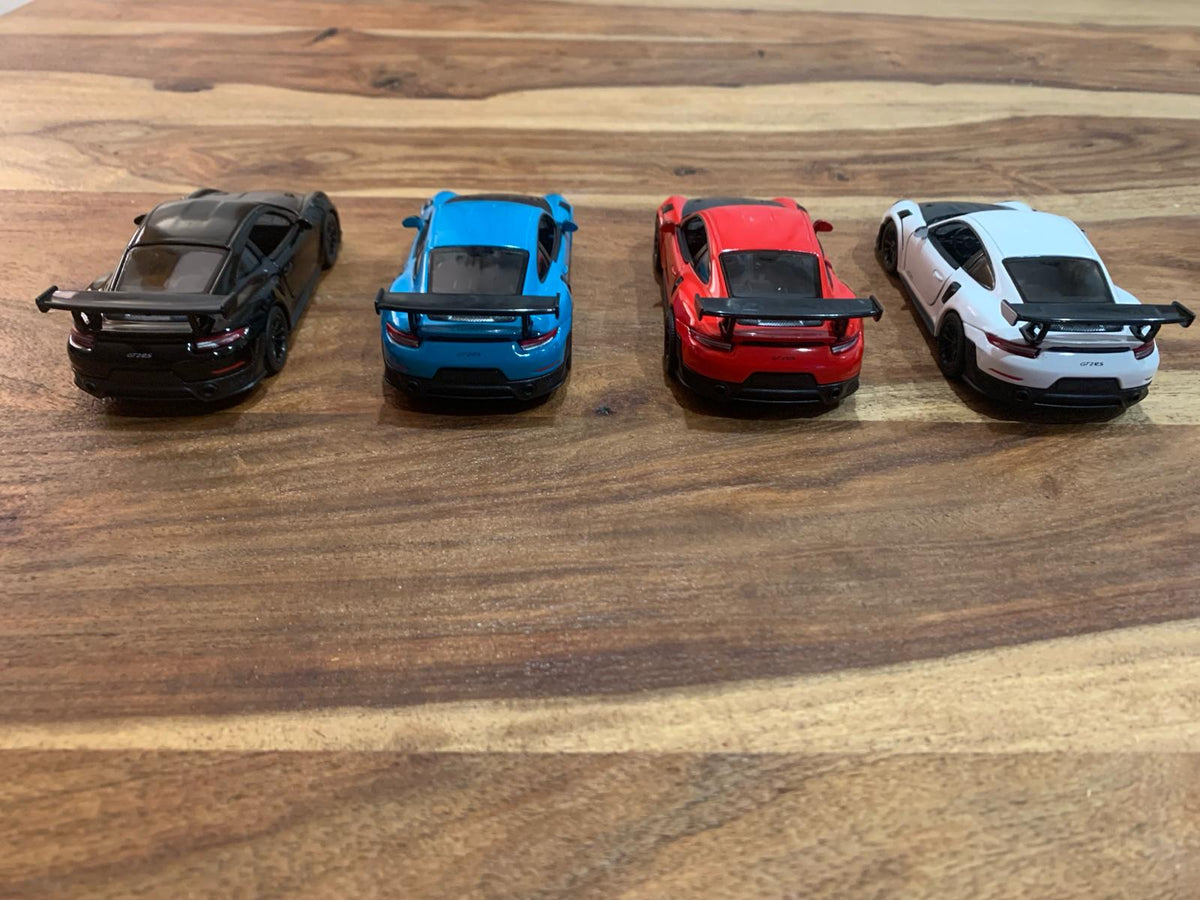 Porsche 911 GT2 RS, Spritzguss, 1:36, L= 12,5 cm