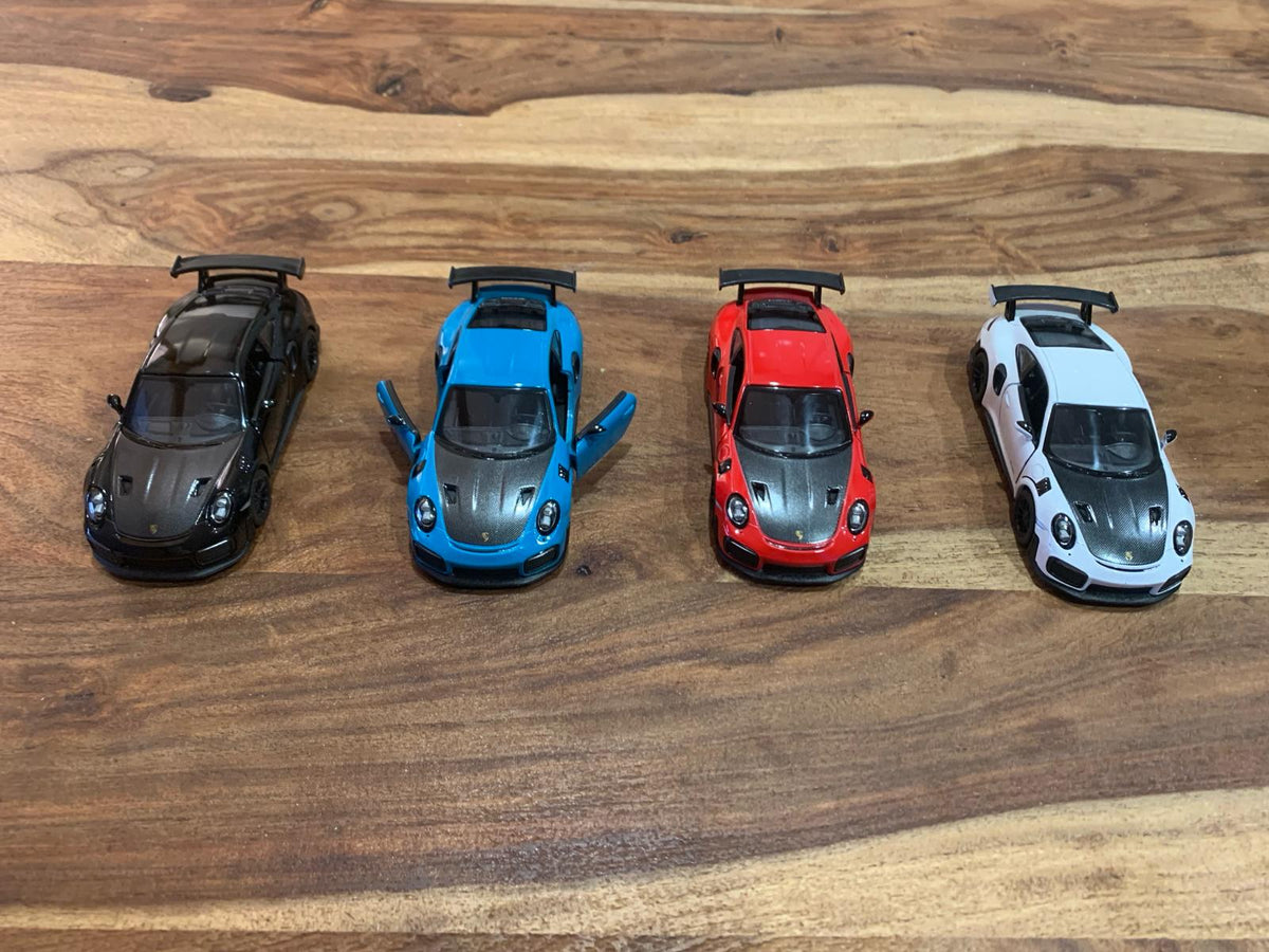 Porsche 911 GT2 RS, Spritzguss, 1:36, L= 12,5 cm